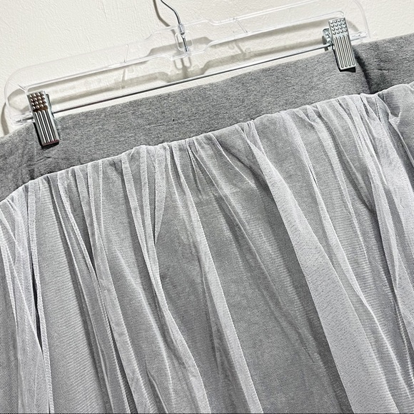 TORRID Women’s Plus Size GRAY MESH MIDI TULLE SKIRT Double Layer Size 3X - Picture 5 of 10
